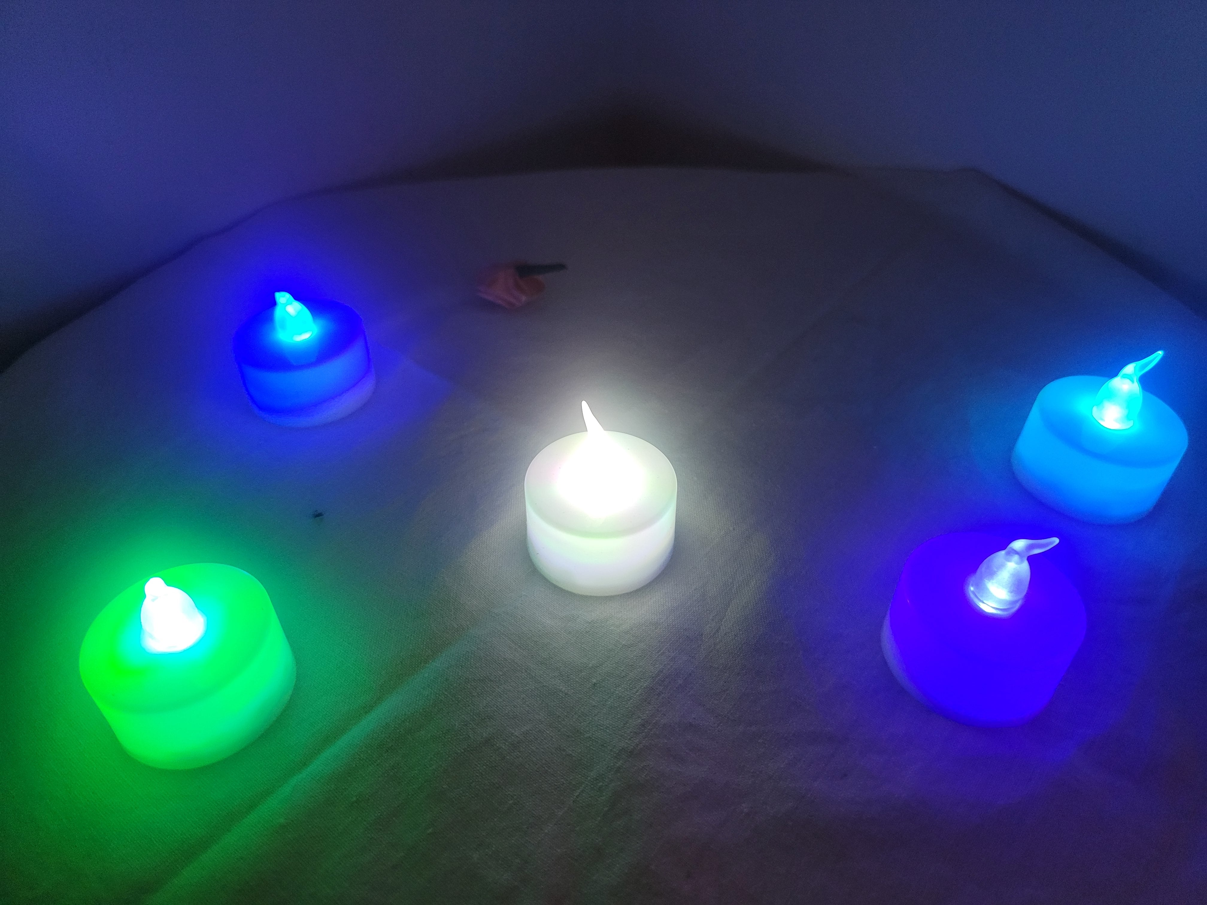 Colour Changing Tea Light Candle